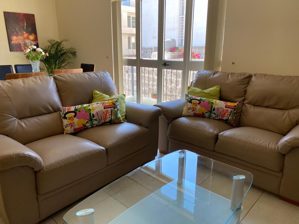Newly Refurbished Mellieha Central Apartment Bagian luar foto