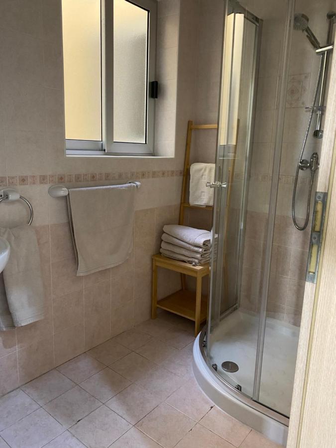 Newly Refurbished Mellieha Central Apartment Bagian luar foto